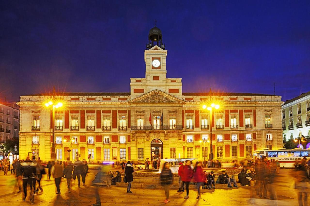 Apartamentos Felipe IV Plaza Mayor Madrid Buitenkant foto